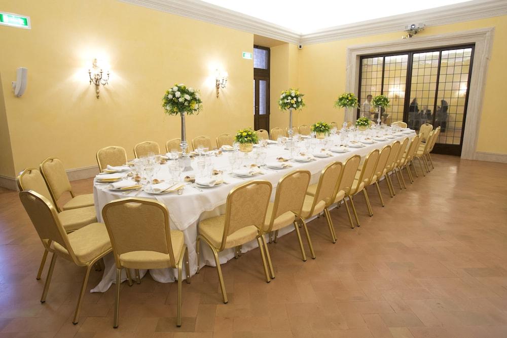 Palazzo Cardinal Cesi Hotel Рим Екстериор снимка