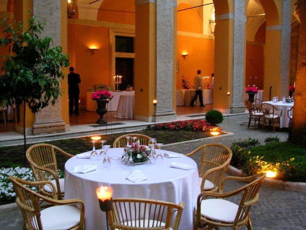 Palazzo Cardinal Cesi Hotel Рим Екстериор снимка