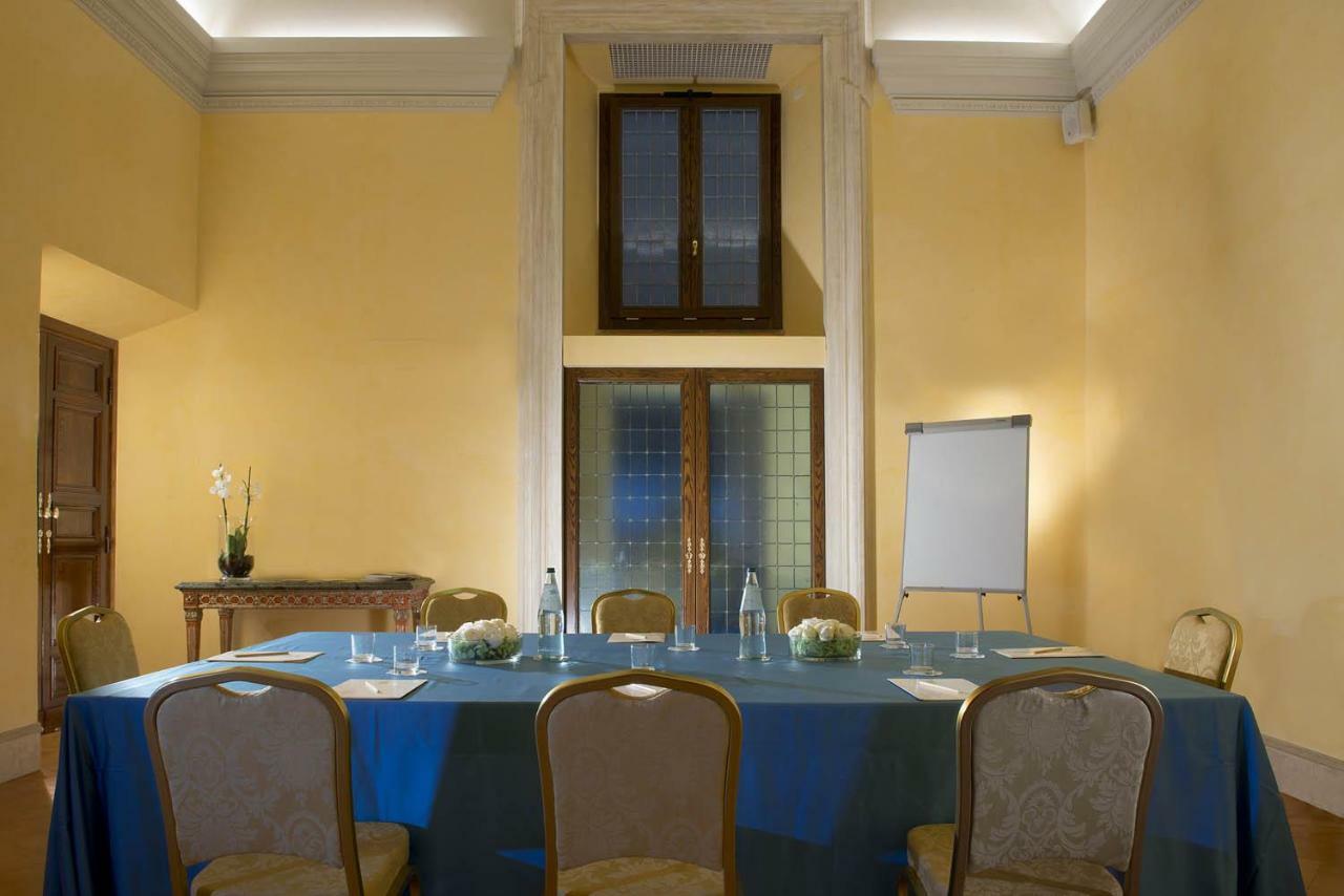 Palazzo Cardinal Cesi Hotel Рим Екстериор снимка