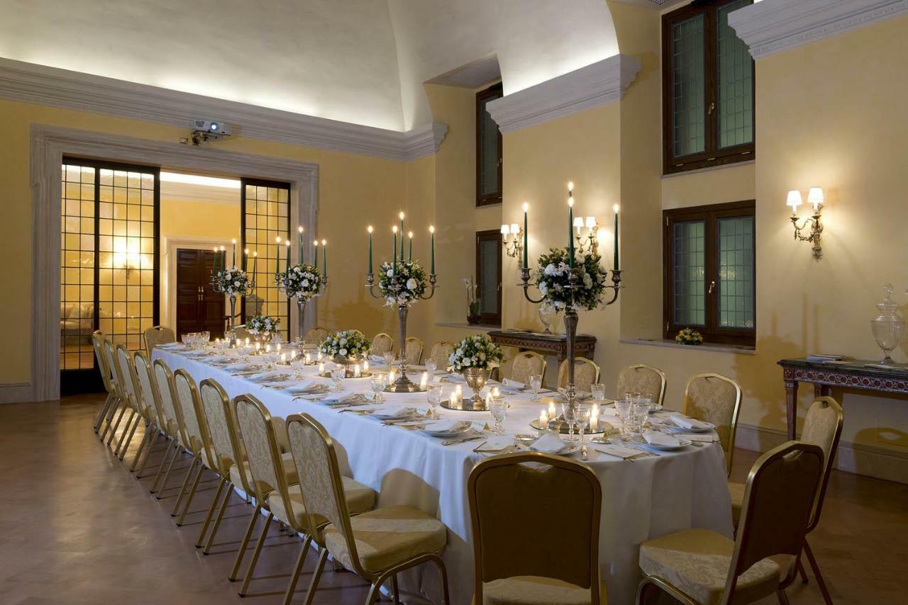 Palazzo Cardinal Cesi Hotel Рим Екстериор снимка